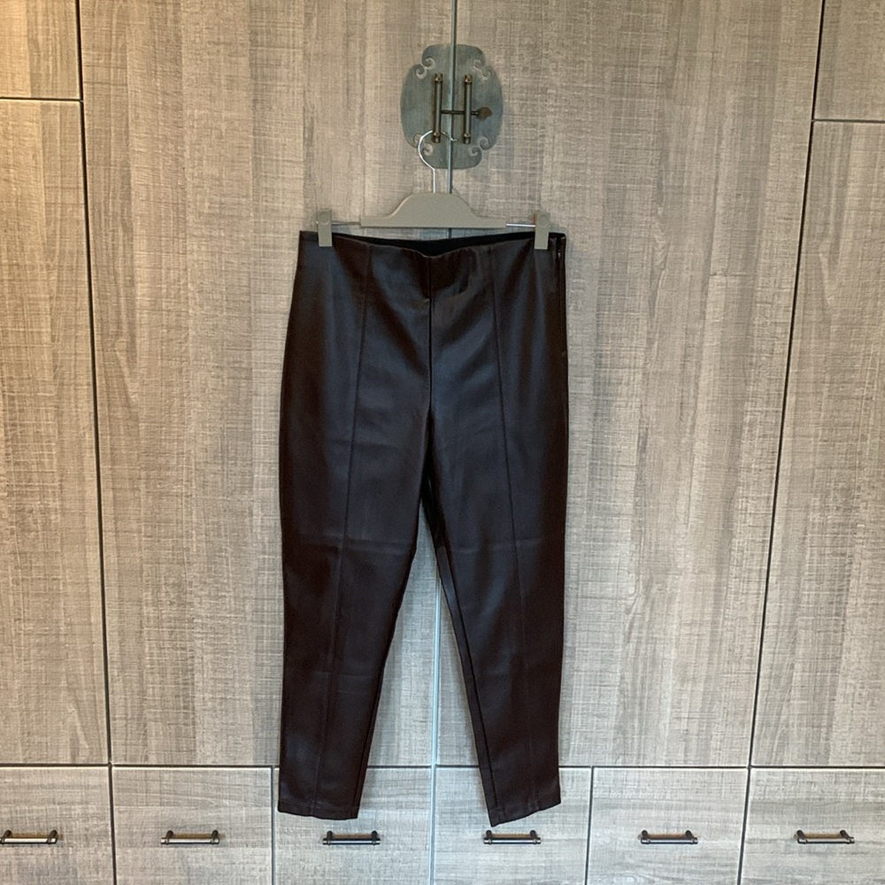 Ann Taylor The‎ Petite Faux Leather Seamed Side Zip Legging